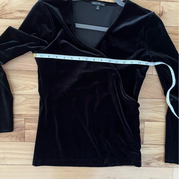 J. Crew Mercantile Surplice Black Velvet Top Size XS - Picture 9 of 11